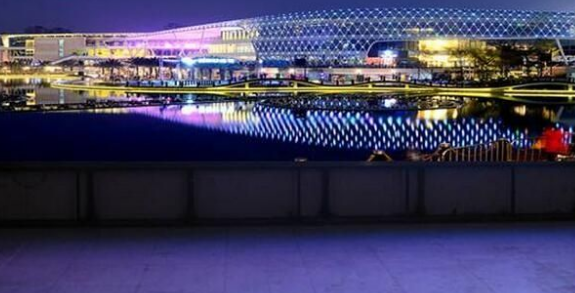 小間距全彩led顯示屏的評測要求？